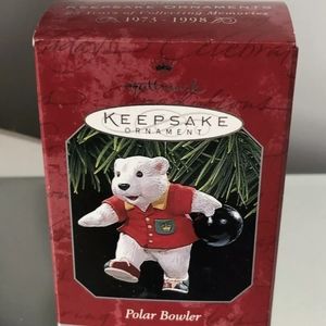 Hallmark Keepsake POLAR BOWLER Bowling Bear - CUTE!